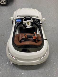 Электромобиль