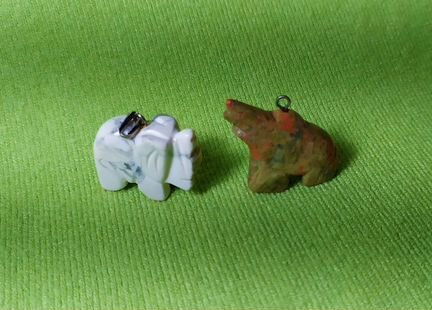 Подвеска слон из камня