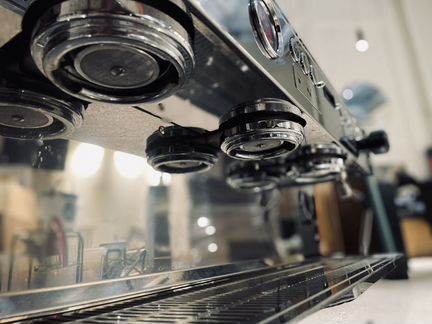 Кофемашина la marzocco linea PB - 3 Gr