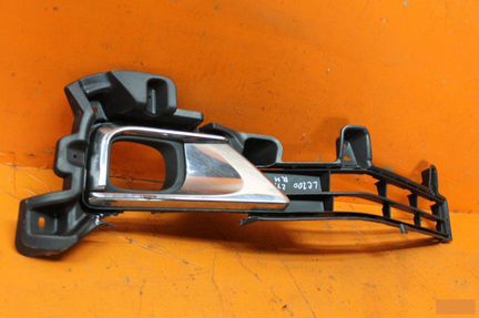 Окантовка птф передняя правая Toyota Land Cruiser