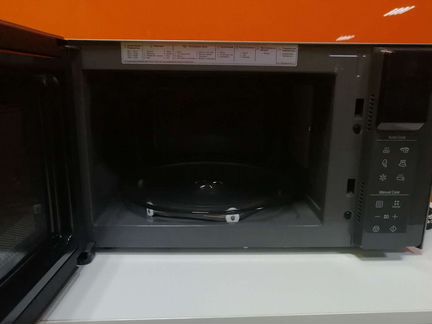 Mикроволновая печь LG MS2595CIS