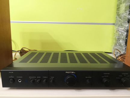 Интегральный усилитель Rotel RA-02