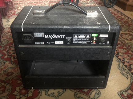 Комбоусилитель Hiwatt Maxwatt G20