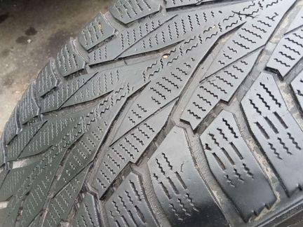 225 60 17 Nokian hakkapeliitta r2 suv