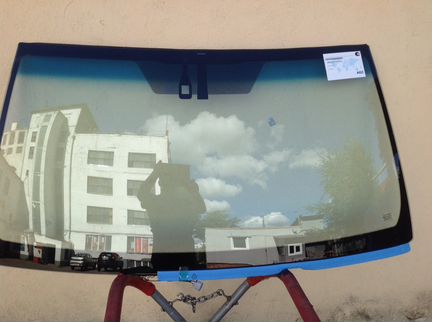 Автостекла для toyota landcruiser -AGC