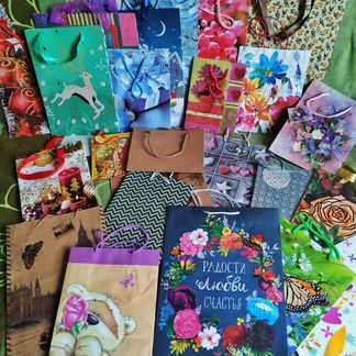 Подарочные бумажные пакеты