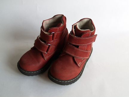 Ботинки для девочки