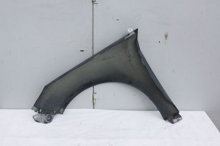 Крыло переднее правое Форд Фокус 3 fкр10