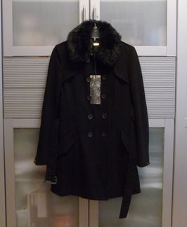 Stradivarius теплое пальто Новое