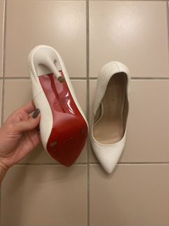 Туфли почти новые белые 36