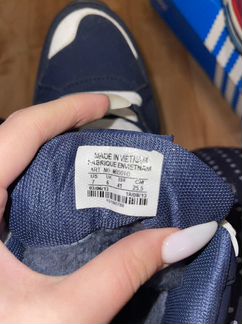Зимние кроссовки adidas женские