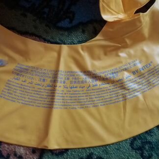 Круг для купания с отверстиями для ножек