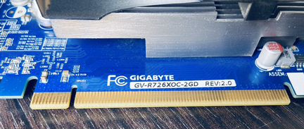 Видеокарта GV -R726XOC-2GD REV:2.0