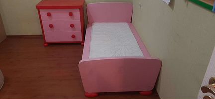 Детская кровать с тумбой