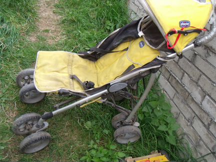 Коляска сидячая, импортная, Chicco м Чертановская