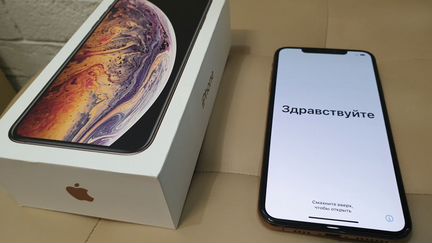 Продам iPhone XS max 256 gb Gold