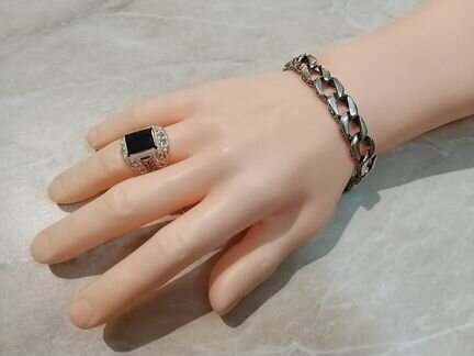 Серебряный 