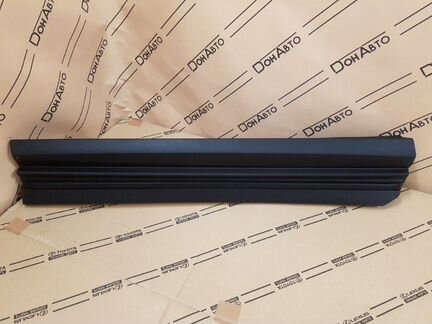 Накладка двери передняя левая Lexus Rx 4