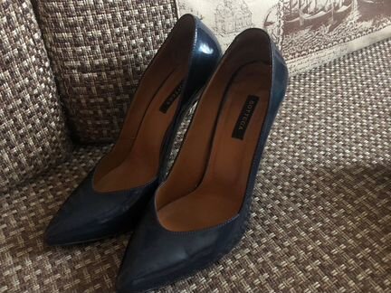 Темно-синие классические лодочки