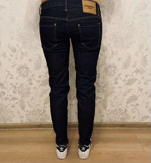 Джинсы dsquared