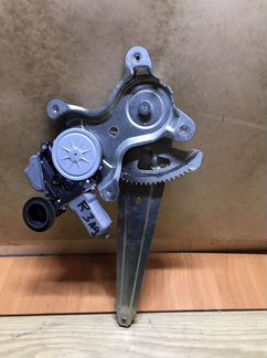 Стеклоподъемник задний Lexus GS 12-15г