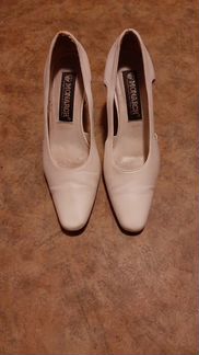 Туфли женские