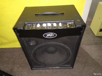 Басовый комбик Peavey MAX 115
