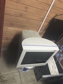 Монитор Samsung suncmaster