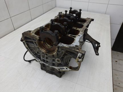 Блок цилиндров Kia Magentis 2 MG G4KA 2007