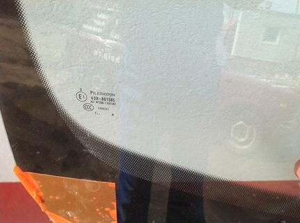 Audi Q7 08-2015 -лобовое стекло -pilkington