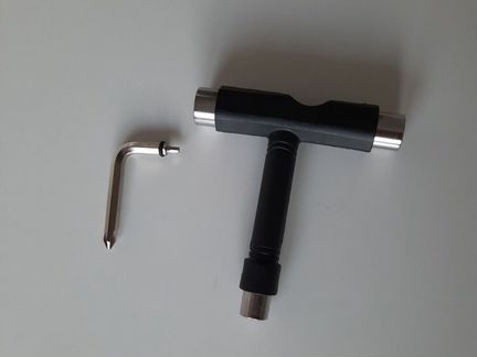 Скейт ключ T tool