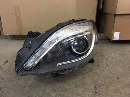Фара Mercedes W246 B класс