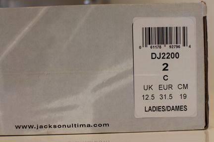 Коньки Jackson для фигурного катания, р.2 EUR31.5