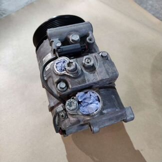 Компрессор кондиционера на Мерседес W204