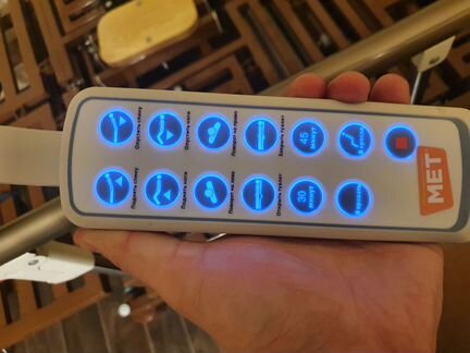 Медицинская кровать