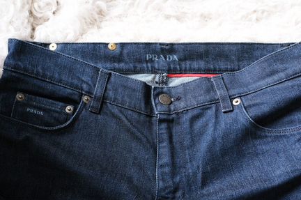 Джинсы клеш Prada