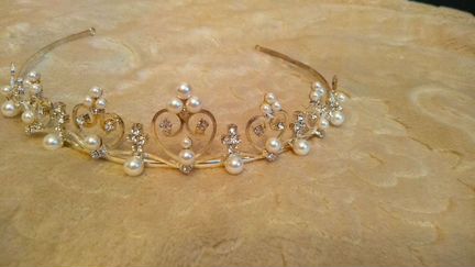 Диадема новая