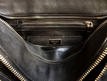 Сумка Prada