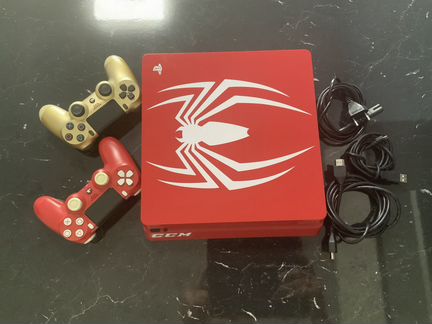 Ps4 slim limited edition Spider-Man 1tb
