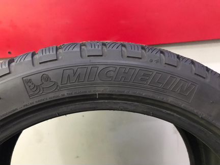 Зимние шины 245/40/18 Michelin Pilot Alpin 4