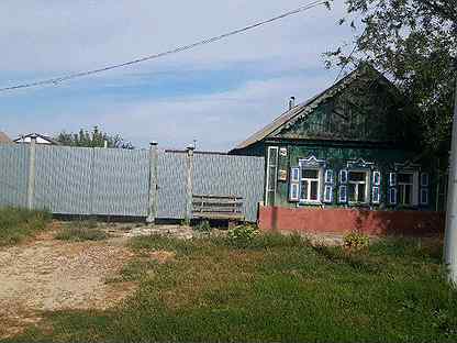 Авито красный кут саратовская. Дом 13 Студгородок красный Кут Саратовская область. Красный Кут ул Московская дом 18 фото. Красный Кут Советская улица дом 69. Змеи в Саратовской области красный Кут.