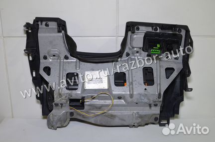 Подушка безопасности в колени LR Discovery Sport