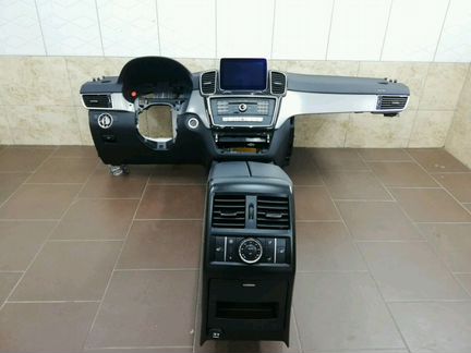 Торпеда консоль Мерседес W292 W166 GLE