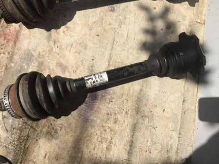 Привод в сборе R АКПП 8D0407272EA VW Passat B5