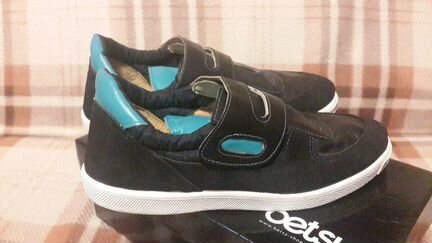 Кожаные кроссовки