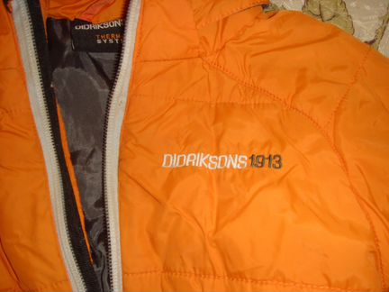 Продам куртку весна/осень Didriksons
