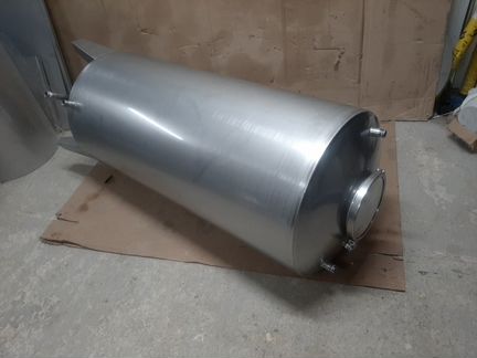 Бак,ёмкость 200л.из нержавейки