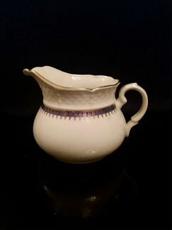 Молочник и соусник за два