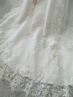 Испания дизайнерское платье +фата