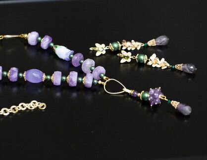 Комплект украшений из натурального аметиста, агата